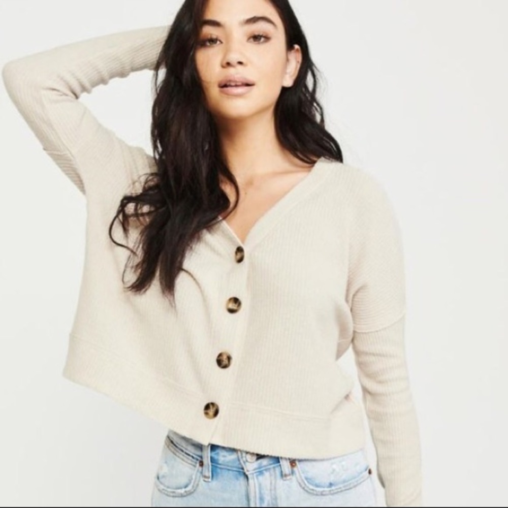 ABERCROMBIE AND FITCH Cream Cardigan